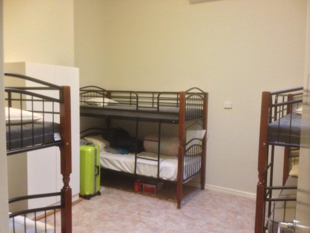 Perth 178 Backpackers Hostel Стая снимка