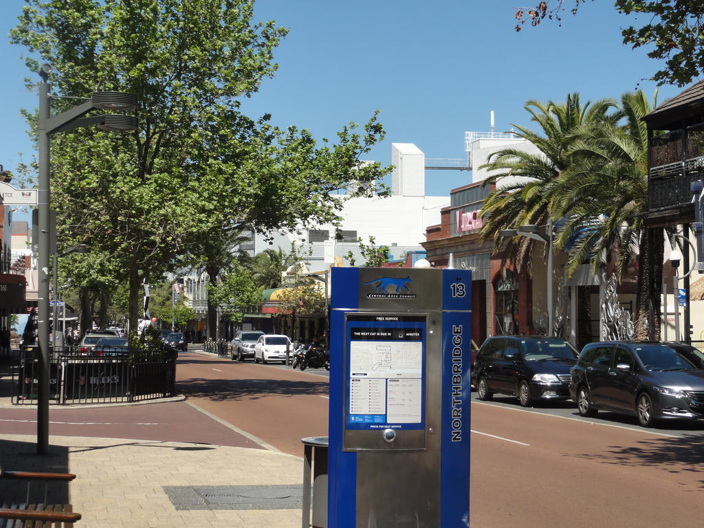 Perth 178 Backpackers Hostel Екстериор снимка