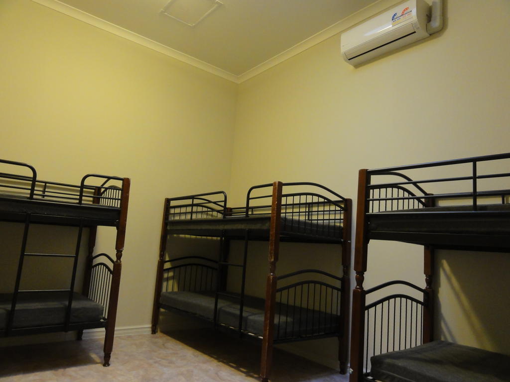 Perth 178 Backpackers Hostel Стая снимка
