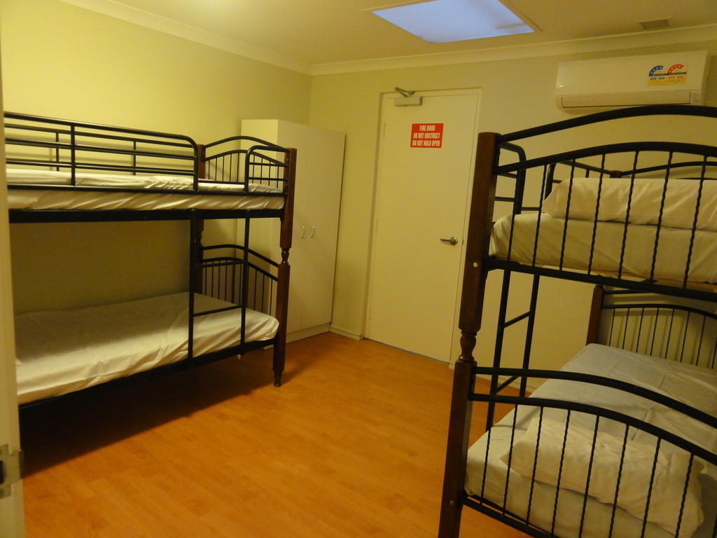 Perth 178 Backpackers Hostel Стая снимка
